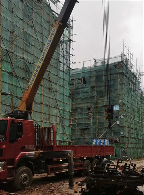 松滋市“慢工细活”—— 吊车的 “微动控制” 技术